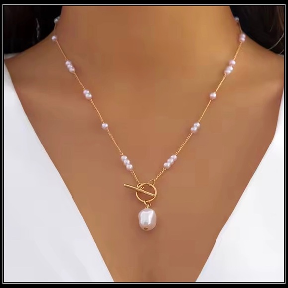 None Jewelry - Clearance! NEW CHAIN PEARL TOGGLE PENDANT NECKLACE